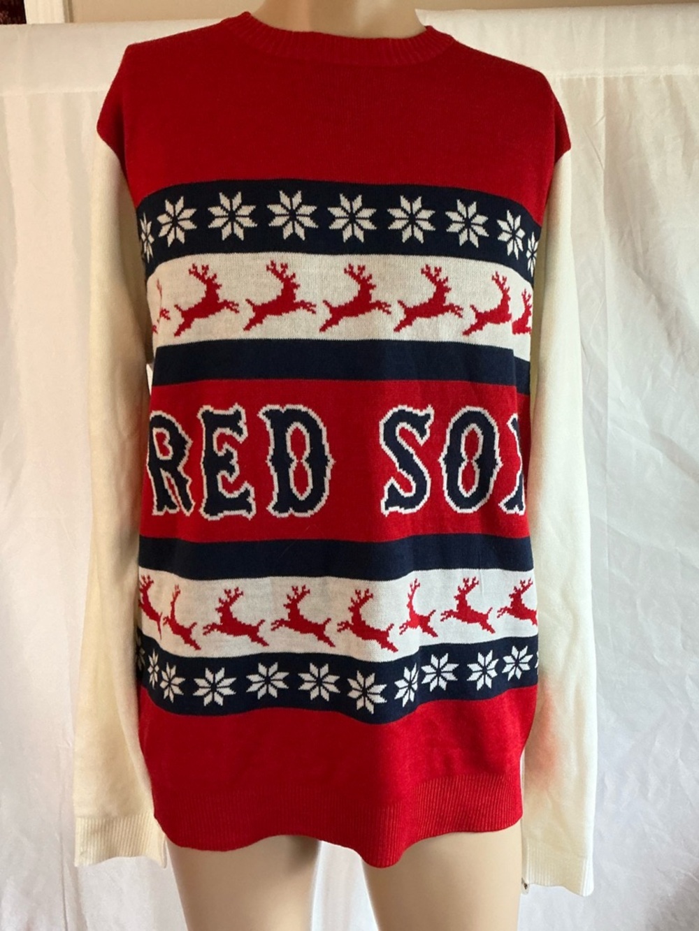 Forever Collectibles Genuine Merchandise Major League Boston Red Sox Sweater NWT